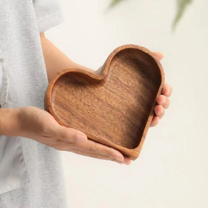 Heart-Shaped Wooden Snack Tray – Decorative Serving Dish